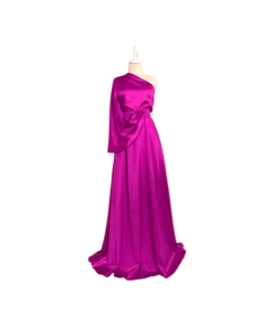 Rochie lunga din satin cu o maneca clopot