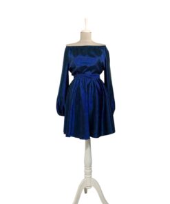 Rochie scurta cu maneci lungi si umeri goi din satin 2024280