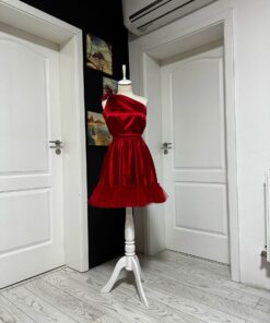 Rochie pe o parte scurta din Satin cu bordura din tulle 20249