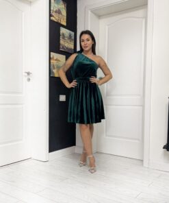 Rochie scurtă din catifea