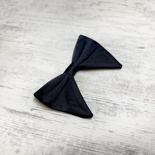 Papion butterfly pentru mire de negru catifea M1