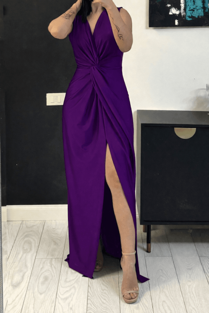 Rochie de ocazie lunga cu bust rasucit si crepe